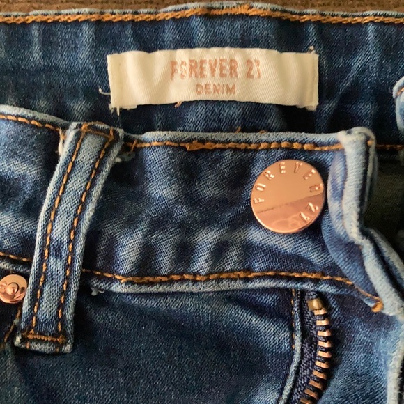 Forever 21 stretch jeans - Picture 2 of 4